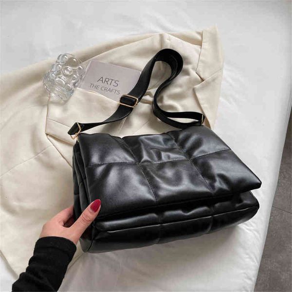 new fashion women's space bag quilted pu leather shoulder messenger bags for women hit spring female crossbody bag luxury brand g220422
new fashion women's space bag quilted pu leather shoulder messenger bags for women hit spring female crossbody bag luxury brand g220422
