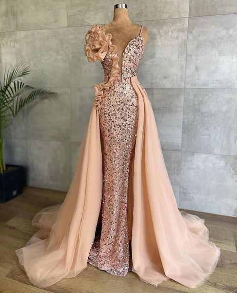 spaghetti straps pleats prom dresses sequined evening dress custom made flowers shining women formal floor length celebrity party gown, Black;red
spaghetti straps pleats prom dresses sequined evening dress custom made flowers shining women formal floor length celebrity party gown, Black;red