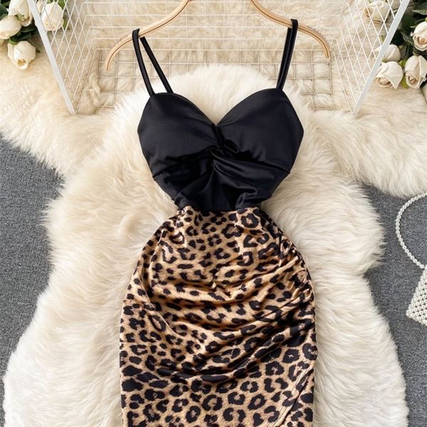 v-neck strap night out club mini dress open back sleeveless twist front high waist leopard print party dress robe 220506, Black;gray
v-neck strap night out club mini dress open back sleeveless twist front high waist leopard print party dress robe 220506, Black;gray