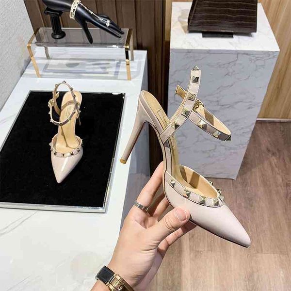sandals warren tianlun rivet pointed high heels thin women's shoes liuding sandals versatile and comfortable qq04, Black
sandals warren tianlun rivet pointed high heels thin women's shoes liuding sandals versatile and comfortable qq04, Black
