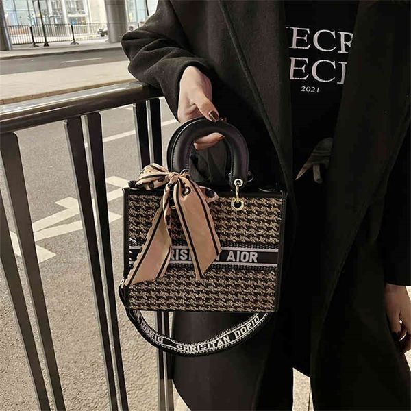 10% off 2022 new designer handbags bags autumn winter portable one shoulder fashion high-capacity checkerboard texture versatile foreign sty
10% off 2022 new designer handbags bags autumn winter portable one shoulder fashion high-capacity checkerboard texture versatile foreign sty