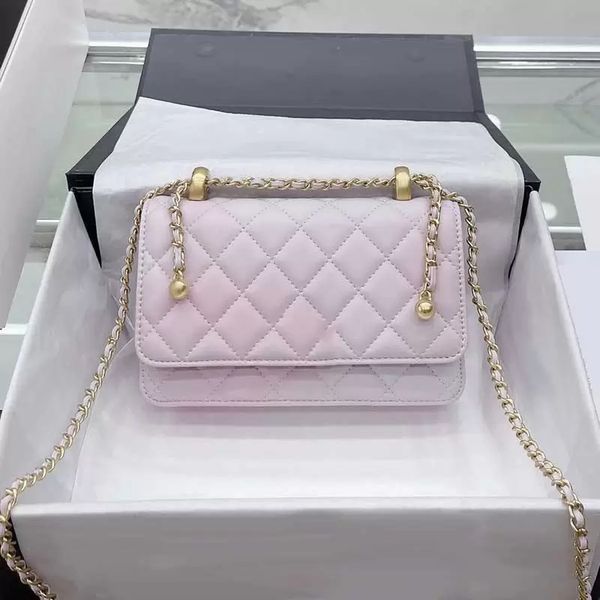 20c mini flap wallets designer bag lambskin gradient pink crossbaoy bags gold-tone metal chains hardware diamond quilting handbag designers
20c mini flap wallets designer bag lambskin gradient pink crossbaoy bags gold-tone metal chains hardware diamond quilting handbag designers
