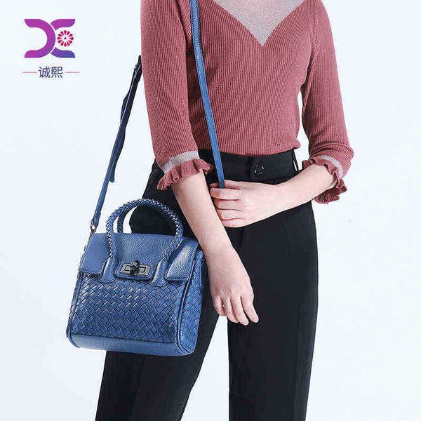 2022 luxury designer messenger shoulder bags women handbags wallets messenger bags fashion patchwork plaid leather high quality
2022 luxury designer messenger shoulder bags women handbags wallets messenger bags fashion patchwork plaid leather high quality