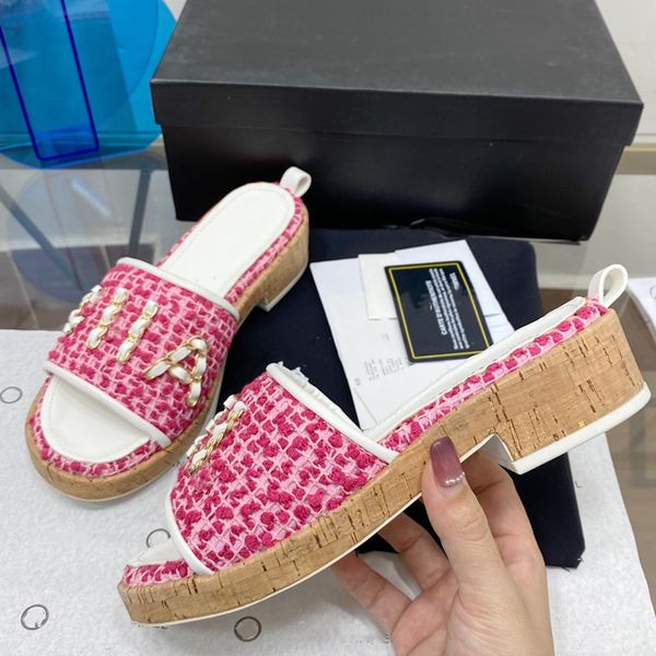 black women shoes designer metal slippers chain embroidered sandals luxury fashion leather slides woman classic wooden bottom plat heels sho
black women shoes designer metal slippers chain embroidered sandals luxury fashion leather slides woman classic wooden bottom plat heels sho