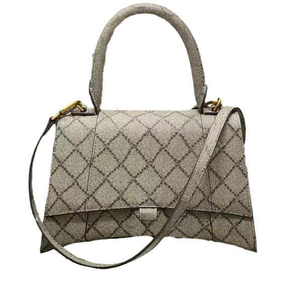 quality designer m0n0gram handle bags calfskin crocodile embossed purses shiny box cowhide shoulder bag classic clutch totes with box, Red;black
quality designer m0n0gram handle bags calfskin crocodile embossed purses shiny box cowhide shoulder bag classic clutch totes with box, Red;black