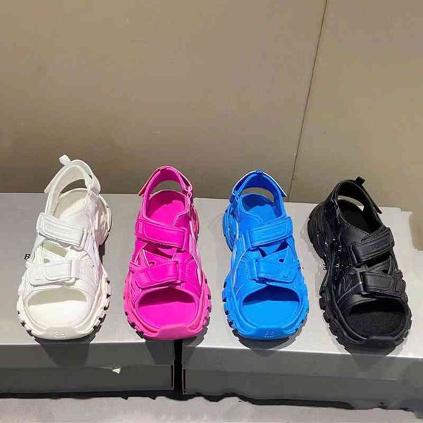 slippers paris three generations of inner heightening sandals women's summer net red versatile thick soled sports leisure super daddy s, Black
slippers paris three generations of inner heightening sandals women's summer net red versatile thick soled sports leisure super daddy s, Black