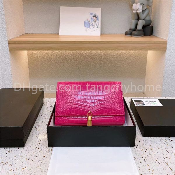 luxury bags ladies one shoulder bag designer bags alligator leather tassel brand print clutch gold letter buckle women's wallets
luxury bags ladies one shoulder bag designer bags alligator leather tassel brand print clutch gold letter buckle women's wallets