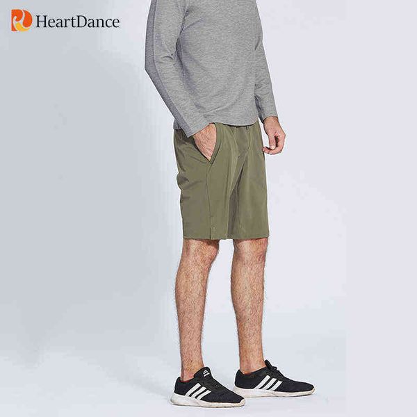 lu summer men running shorts sports jogging fitness quick dry workout gym training short pants, White;black 
lu summer men running shorts sports jogging fitness quick dry workout gym training short pants, White;black