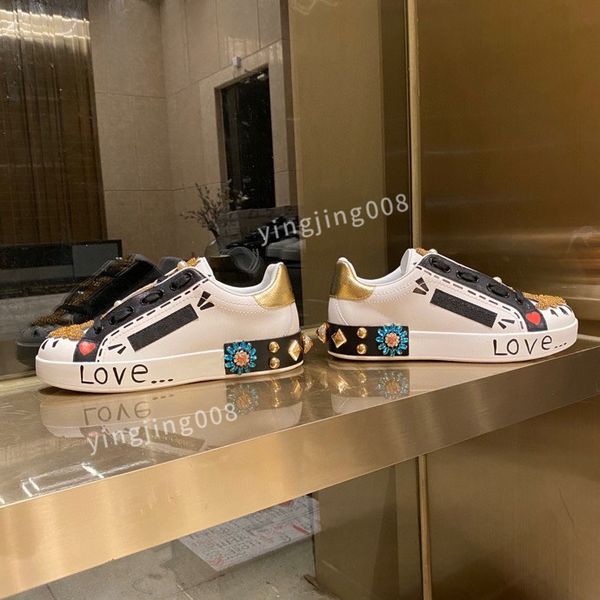 the latest men's flat casual ports white shoes leather material comfortable upper feet soft soles versatile youth size35-41, Black
the latest men's flat casual ports white shoes leather material comfortable upper feet soft soles versatile youth size35-41, Black