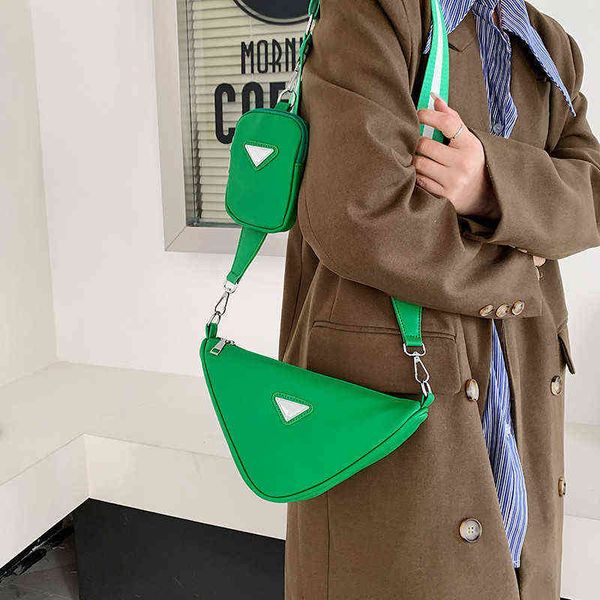 personality women triangle bag brand designer female small shoulder bag casual handbag purse ins chic travel crossbody bag girls x220331
personality women triangle bag brand designer female small shoulder bag casual handbag purse ins chic travel crossbody bag girls x220331