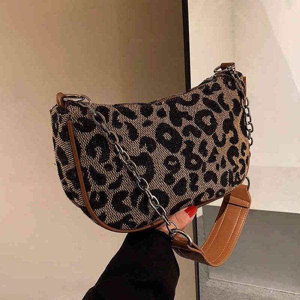 2022 luxury brand fashion design versatile ladies bags autumn winter super small new cross chain shoulder
2022 luxury brand fashion design versatile ladies bags autumn winter super small new cross chain shoulder