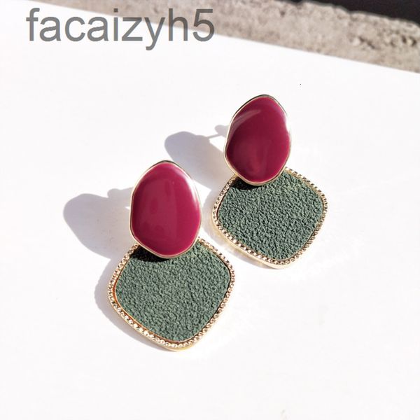 charm designer versatile good-looking short earrings packaging earrings store stylegtmk, Golden
charm designer versatile good-looking short earrings packaging earrings store stylegtmk, Golden