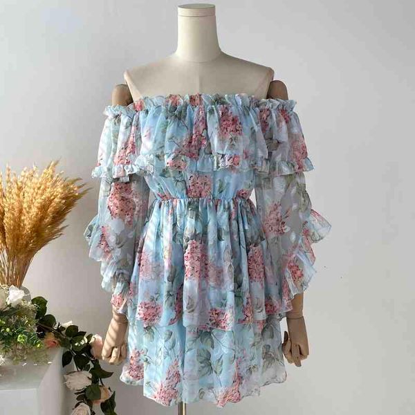 casual dresses foreign trade original single seaside holiday fengxian full one line collar chiffon printed high waist irregular dress, Black;gray
casual dresses foreign trade original single seaside holiday fengxian full one line collar chiffon printed high waist irregular dress, Black;gray