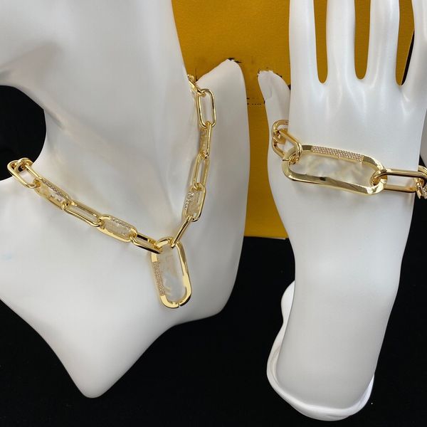 european and american diamond alphabet necklace double buckle clavicle chain bracelet set fast delivery, Silver
european and american diamond alphabet necklace double buckle clavicle chain bracelet set fast delivery, Silver