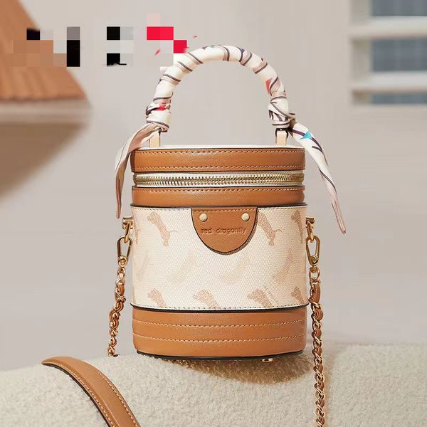 high-value small fresh bag women's bucket bag single shoulder messenger niche design chain
high-value small fresh bag women's bucket bag single shoulder messenger niche design chain