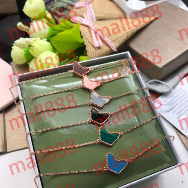 fashion butterfly pendant necklace designer hip hop jewelry sterling silver gold plated necklaces for women men chains temperament clavicle
fashion butterfly pendant necklace designer hip hop jewelry sterling silver gold plated necklaces for women men chains temperament clavicle