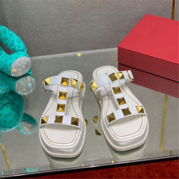 thick soled nail buckle sandals casual fashion sippers custom leather fabric with rivet decoration slipper size 35-39, Black
thick soled nail buckle sandals casual fashion sippers custom leather fabric with rivet decoration slipper size 35-39, Black