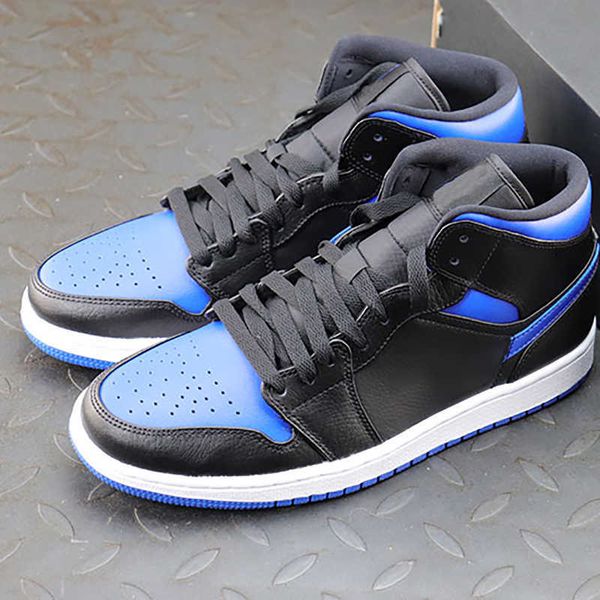 classic design men black-blue basketball shoes jumpman 1chicago unique women's running sneakers non-slip wear-resistant with box
classic design men black-blue basketball shoes jumpman 1chicago unique women's running sneakers non-slip wear-resistant with box