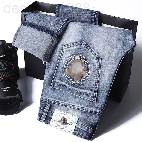 men's jeans designer fashion brand vasaki jeans men's wear high-end medusa head embroidery fashion slim casual pants zhta, Blue
men's jeans designer fashion brand vasaki jeans men's wear high-end medusa head embroidery fashion slim casual pants zhta, Blue