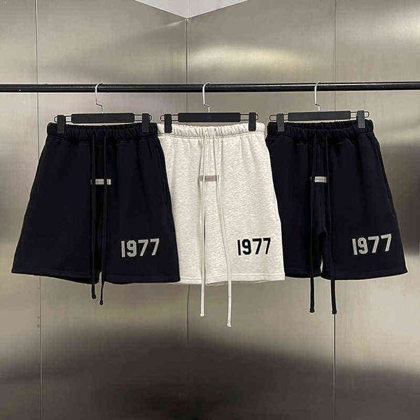 new god essentials 1977 printed loose casual fog men's shorts couple women's printed trendy sweet series comfortable and cool all-, White;black
new god essentials 1977 printed loose casual fog men's shorts couple women's printed trendy sweet series comfortable and cool all-, White;black