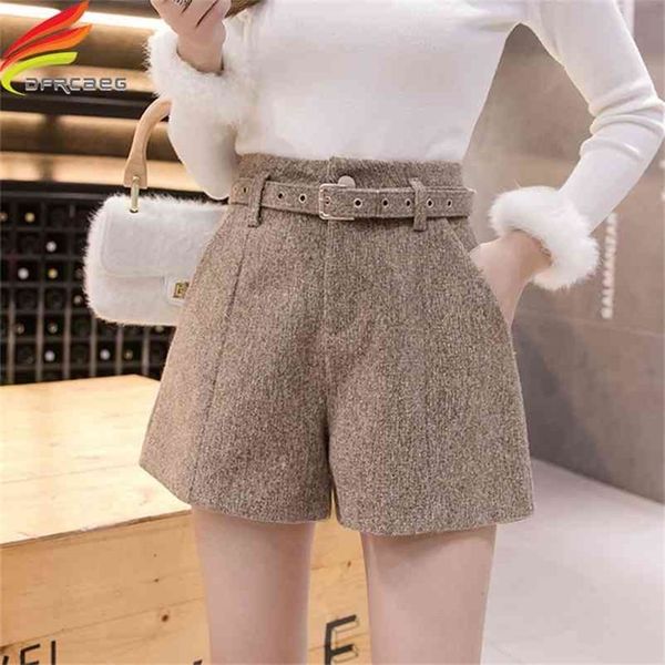autumn winter high waist wide leg woolen shorts women khaki gray black outerwear warm shorts with belt a-line short femme 210331, White;black
autumn winter high waist wide leg woolen shorts women khaki gray black outerwear warm shorts with belt a-line short femme 210331, White;black