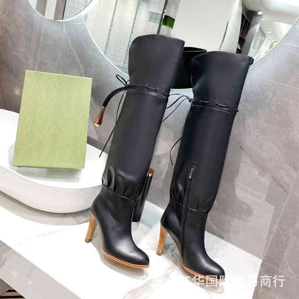 boots high end autumn and winter high tube boots female fat girl thick leg heel round head heels middle wrinkled, Black
boots high end autumn and winter high tube boots female fat girl thick leg heel round head heels middle wrinkled, Black