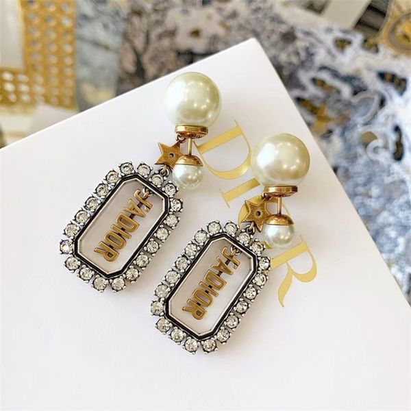 80% off clearance high-end version earrings female size pearl letter star square earrings, Golden
80% off clearance high-end version earrings female size pearl letter star square earrings, Golden