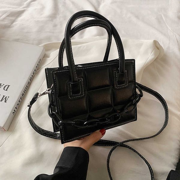 small bag female messenger bag 2021 autumn new fashion small fresh foreign style lattice bag net red chain handbag
small bag female messenger bag 2021 autumn new fashion small fresh foreign style lattice bag net red chain handbag
