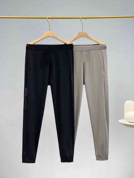 clothing sale spring new men's classic small sports and leisure versatile woven casual pants design_k5zx, White;black
clothing sale spring new men's classic small sports and leisure versatile woven casual pants design_k5zx, White;black