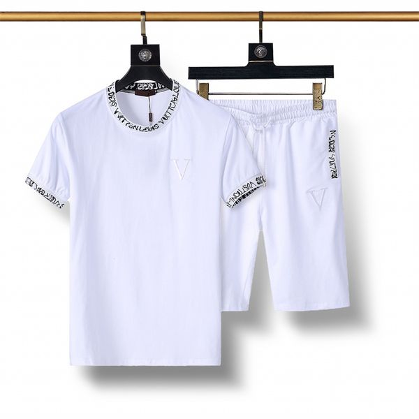 2022 designers man 2 pcs sportswear tracksuit men letter printing sets t-shirt short outfits summer t shirt causal -neck brand logo suit mal, Gray
2022 designers man 2 pcs sportswear tracksuit men letter printing sets t-shirt short outfits summer t shirt causal -neck brand logo suit mal, Gray