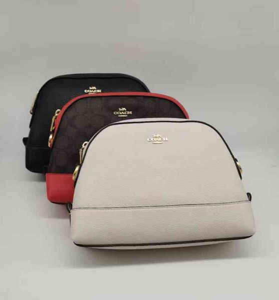 2022 summer new c family women's oblique span single shoulder cowhide small bag2022 luxury brand fashion design versatile ladies bags
2022 summer new c family women's oblique span single shoulder cowhide small bag2022 luxury brand fashion design versatile ladies bags