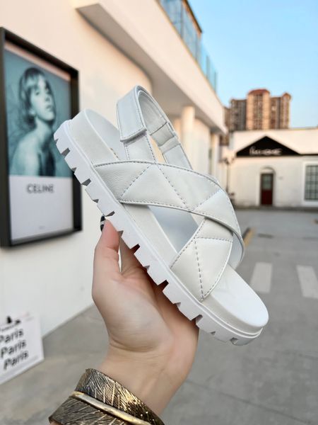 sport sandals quilted nappa leather sandals spring or summer 2022 designer women shoes, Black