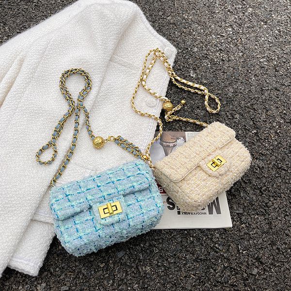 cute mini lady woolen crossbody hangbag design branded women chian fashion new party clutch sac a main purse luxury bags y220802
cute mini lady woolen crossbody hangbag design branded women chian fashion new party clutch sac a main purse luxury bags y220802