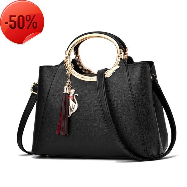 the factory directly bag women's 2021 new tassel pu large capacity diana hand shoulder bag
the factory directly bag women's 2021 new tassel pu large capacity diana hand shoulder bag