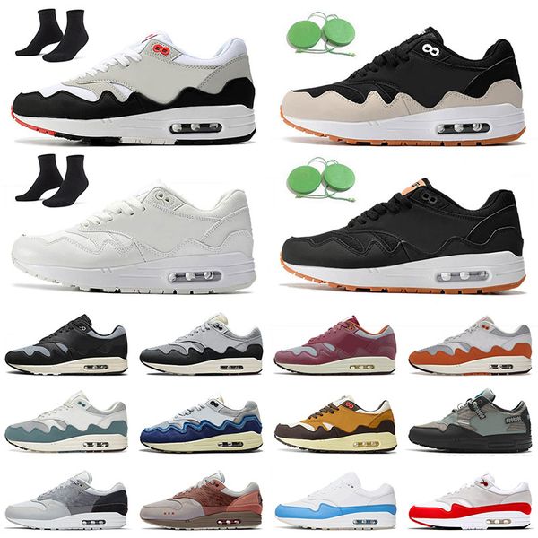 original mx 1 87 athletic shoes designer womens trainers patta waves noise aqua amsterdam london baroque brown saturn gold monarch 1s sports, White;red
original mx 1 87 athletic shoes designer womens trainers patta waves noise aqua amsterdam london baroque brown saturn gold monarch 1s sports, White;red