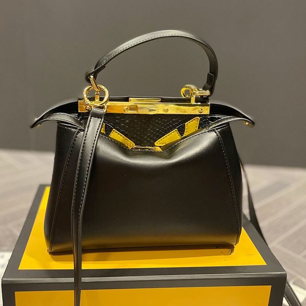 peekaboo handbags tote bags crossbody shoulder handbag purse women shopping large capacity jointly-designed fashion letters removable strap
peekaboo handbags tote bags crossbody shoulder handbag purse women shopping large capacity jointly-designed fashion letters removable strap