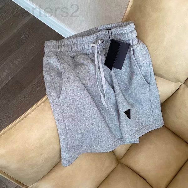 women's jeans designer 2022 spring and summer new pr nail bead sequin triangle simple solid color fashion casual loose shorts women, Blue
women's jeans designer 2022 spring and summer new pr nail bead sequin triangle simple solid color fashion casual loose shorts women, Blue