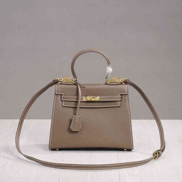 herme kelys women's bags high version 2022 spring spoof leather hand-held messenger mini single shoulder palm pattern cable bag
herme kelys women's bags high version 2022 spring spoof leather hand-held messenger mini single shoulder palm pattern cable bag
