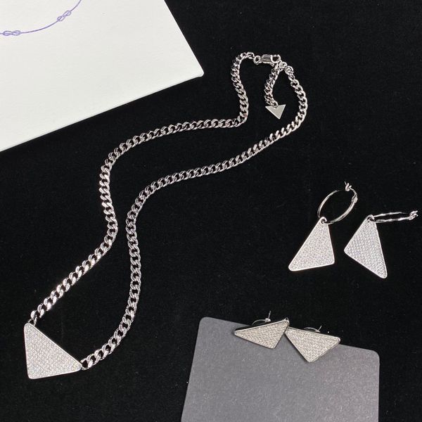 women designer earings necklace fashion womens jewelry diamonds luxurys designers earrings studs long earrings p necklaces 2203223, Golden;silver
women designer earings necklace fashion womens jewelry diamonds luxurys designers earrings studs long earrings p necklaces 2203223, Golden;silver