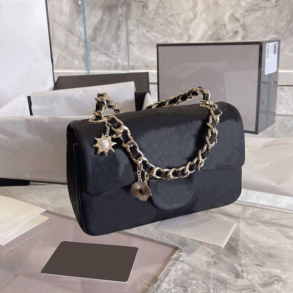 5a+ crossbody designer bags luxurious mini 20cm fashion shoulder designers women handbags lambs leather clutch with badge gold
5a+ crossbody designer bags luxurious mini 20cm fashion shoulder designers women handbags lambs leather clutch with badge gold