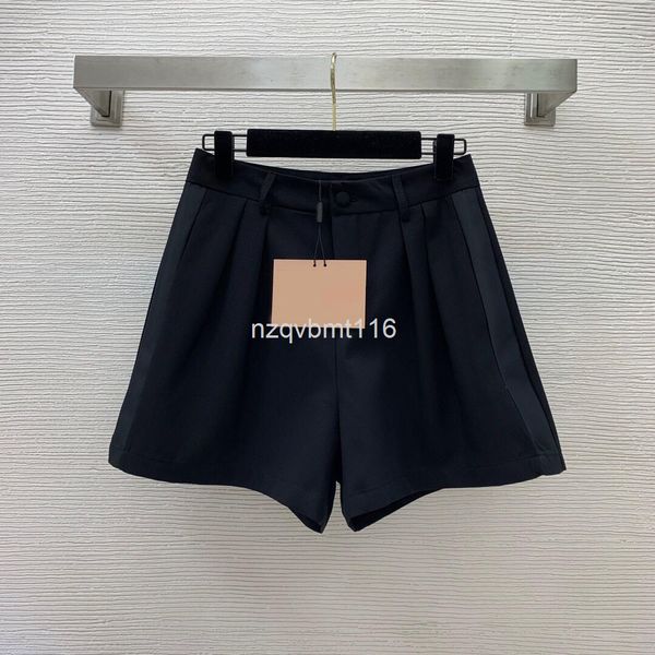 casual dresses spring and summer shorts with side stitching crimping design, loose high waist, thin wide legs, small black pants, Black;gray
casual dresses spring and summer shorts with side stitching crimping design, loose high waist, thin wide legs, small black pants, Black;gray