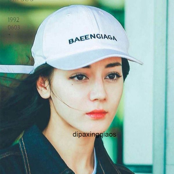 ball caps balencaigass letter printed korean version of family hat brim embroidered baseball cap new female student versatile leisure sunsha, Blue;gray
ball caps balencaigass letter printed korean version of family hat brim embroidered baseball cap new female student versatile leisure sunsha, Blue;gray