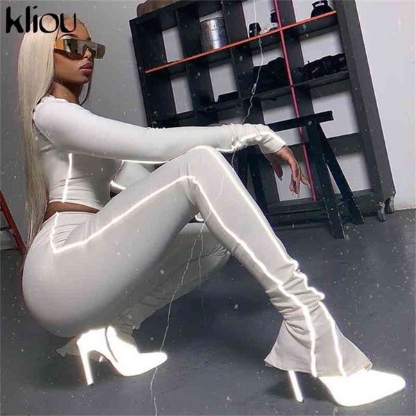 kliou reflective striped patchwork fitness tracksuit women 2 piece set casual outfit long sleeve zipper crop pants suit 210331, Gray
kliou reflective striped patchwork fitness tracksuit women 2 piece set casual outfit long sleeve zipper crop pants suit 210331, Gray