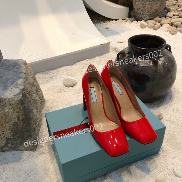 designer high heels triangle sandals pointed toe shoe pumps dress shoe cat heel womens business affairs outdoor slippers summer rubber shoe, Black
designer high heels triangle sandals pointed toe shoe pumps dress shoe cat heel womens business affairs outdoor slippers summer rubber shoe, Black
