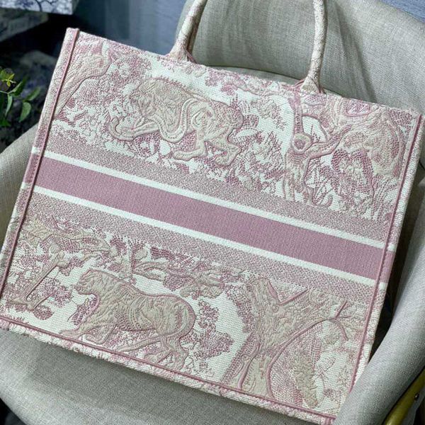 same thirty stars shopping bag d womens canvas tote bag embroidery diy portable presbyopic large capacity bag caiji
same thirty stars shopping bag d womens canvas tote bag embroidery diy portable presbyopic large capacity bag caiji