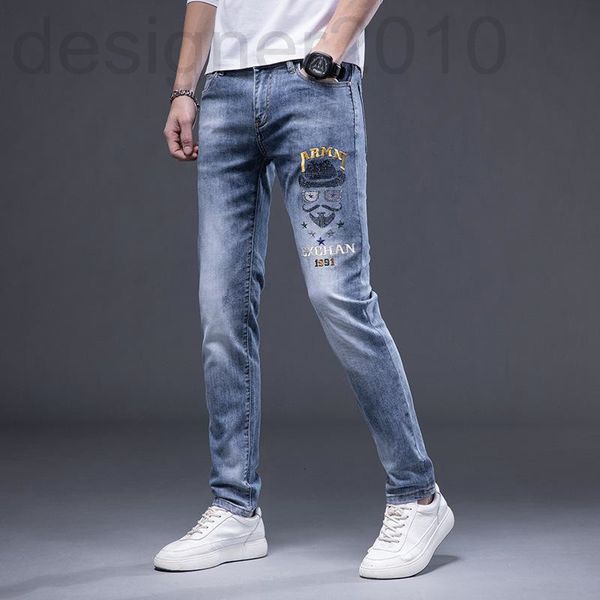 men's jeans designer men's 2022 spring and summer thin slim fit small feet elastic leisure trend korean high-end hybrid embroidere, Blue 
men's jeans designer men's 2022 spring and summer thin slim fit small feet elastic leisure trend korean high-end hybrid embroidere, Blue