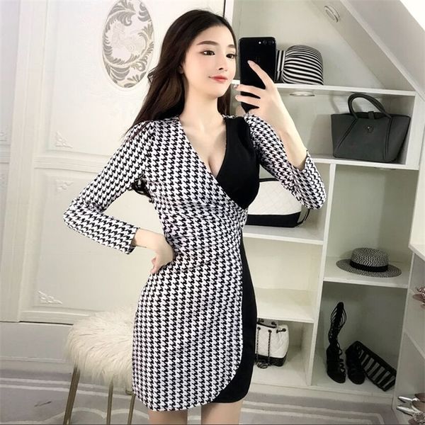 women skinny dress vneck long sleeve slim package hip dresses new female vintage colorblock patchwork above knee vestidos t200603, White;black
women skinny dress vneck long sleeve slim package hip dresses new female vintage colorblock patchwork above knee vestidos t200603, White;black