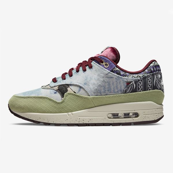 2022 authentic concepts x 1 far out mellow heavy shoes sports sneakers dn1803-900 dn1803-300 dn1803-500 mens with original box 7-12
2022 authentic concepts x 1 far out mellow heavy shoes sports sneakers dn1803-900 dn1803-300 dn1803-500 mens with original box 7-12