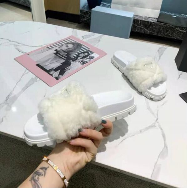 elegant cool luxurys designers women slippers letters sandals winter wool fur fluffy furry comfortable warm slides girl flip flop slipper 00, Black
elegant cool luxurys designers women slippers letters sandals winter wool fur fluffy furry comfortable warm slides girl flip flop slipper 00, Black