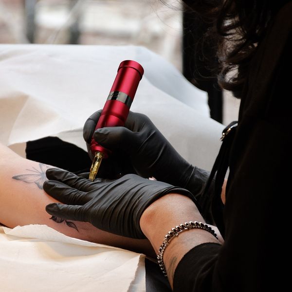wireless tattoo pen 12500rpm rotary coreless motor with 1800mah lithium battery lcd professional tattoo gun for body art perfect
wireless tattoo pen 12500rpm rotary coreless motor with 1800mah lithium battery lcd professional tattoo gun for body art perfect